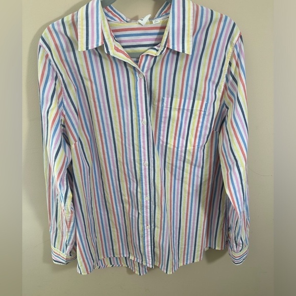 GAP Tops - Gap button down stripe 100% cotton bright poplin shirt size L